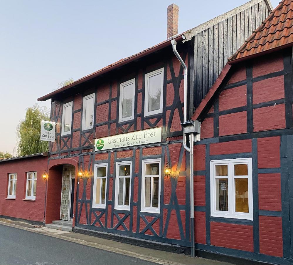 Gasthaus Zur Post Uetze エクステリア 写真